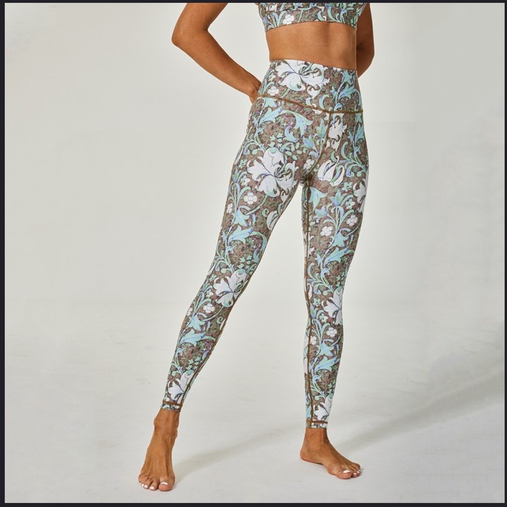 Silverwind Floral Leggings, Large, EC